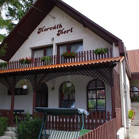 Horváth Kert Vendégház Zirc Exterior foto