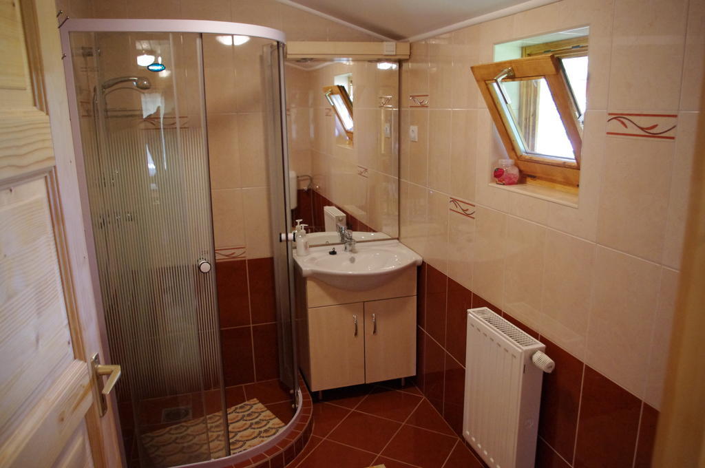 Horváth Kert Vendégház Zirc Zimmer foto